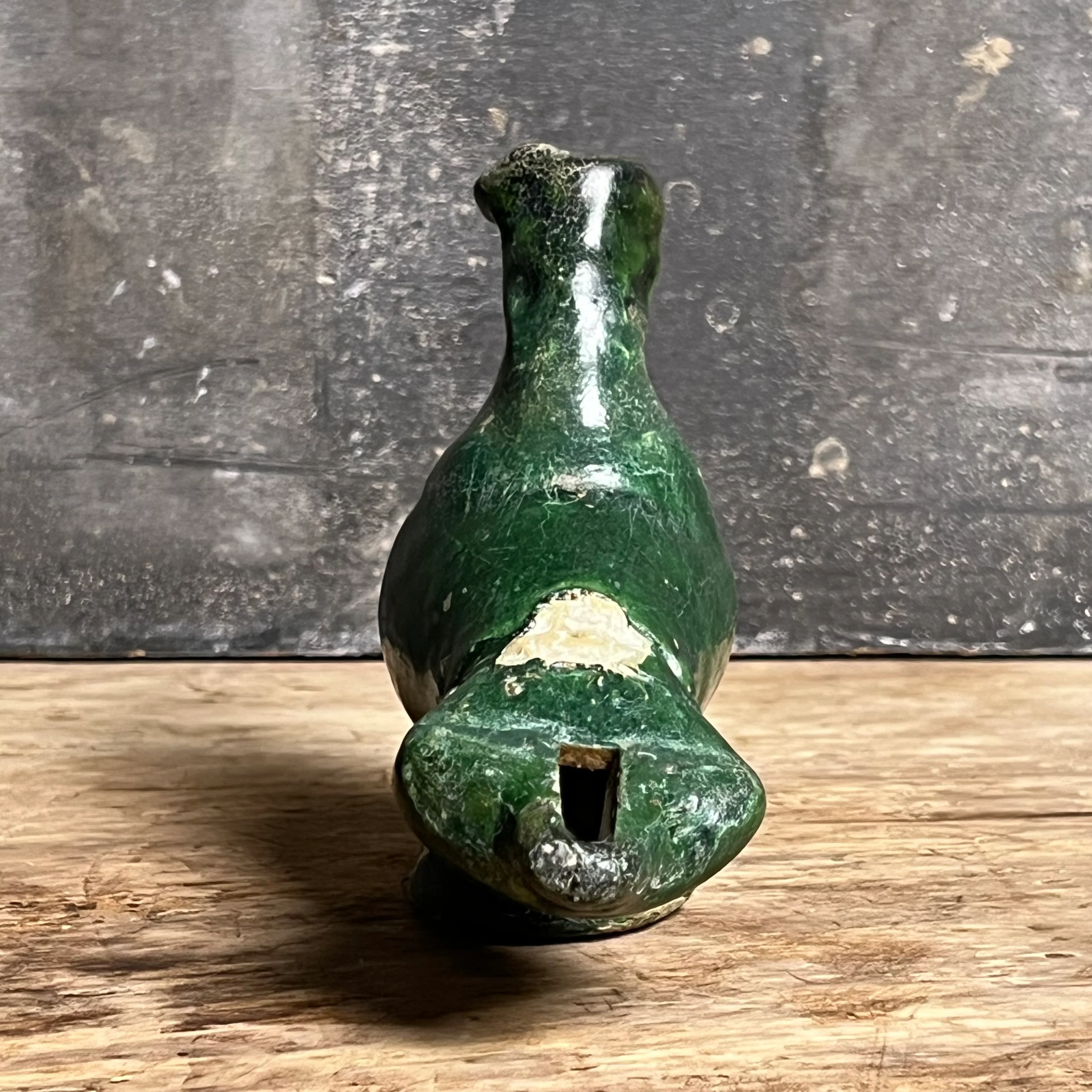 An Early Islamic Green-Glazed Pottery Oil Lamp in the Form of a Bird, Syria (Bilād al-Shām), 8th–9th century - Image 4