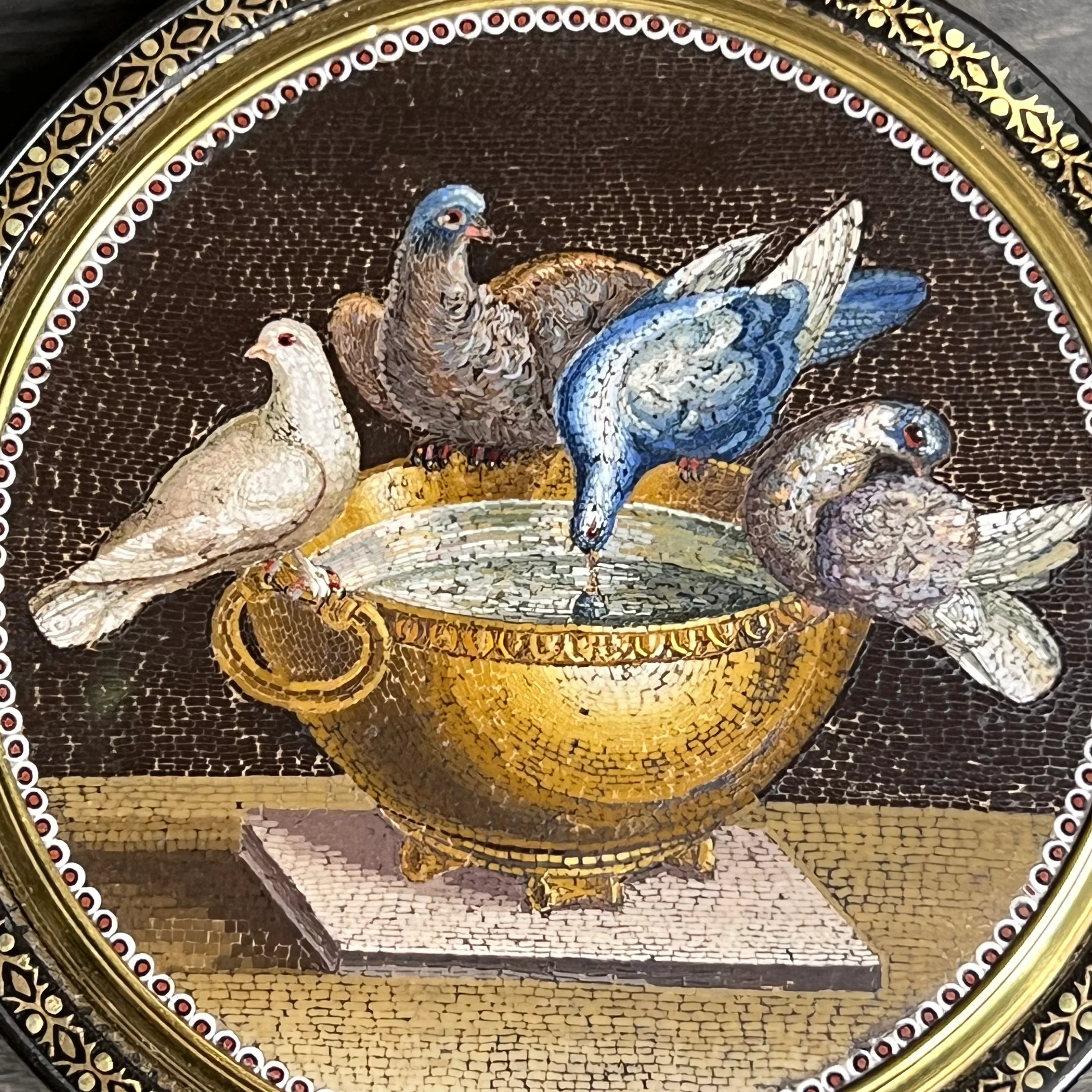18th-Century Roman Micromosaic Snuff Box – Doves of Pliny, Attributed to Circle of Giacomo Raffaelli c.1780-1800 - Image 12