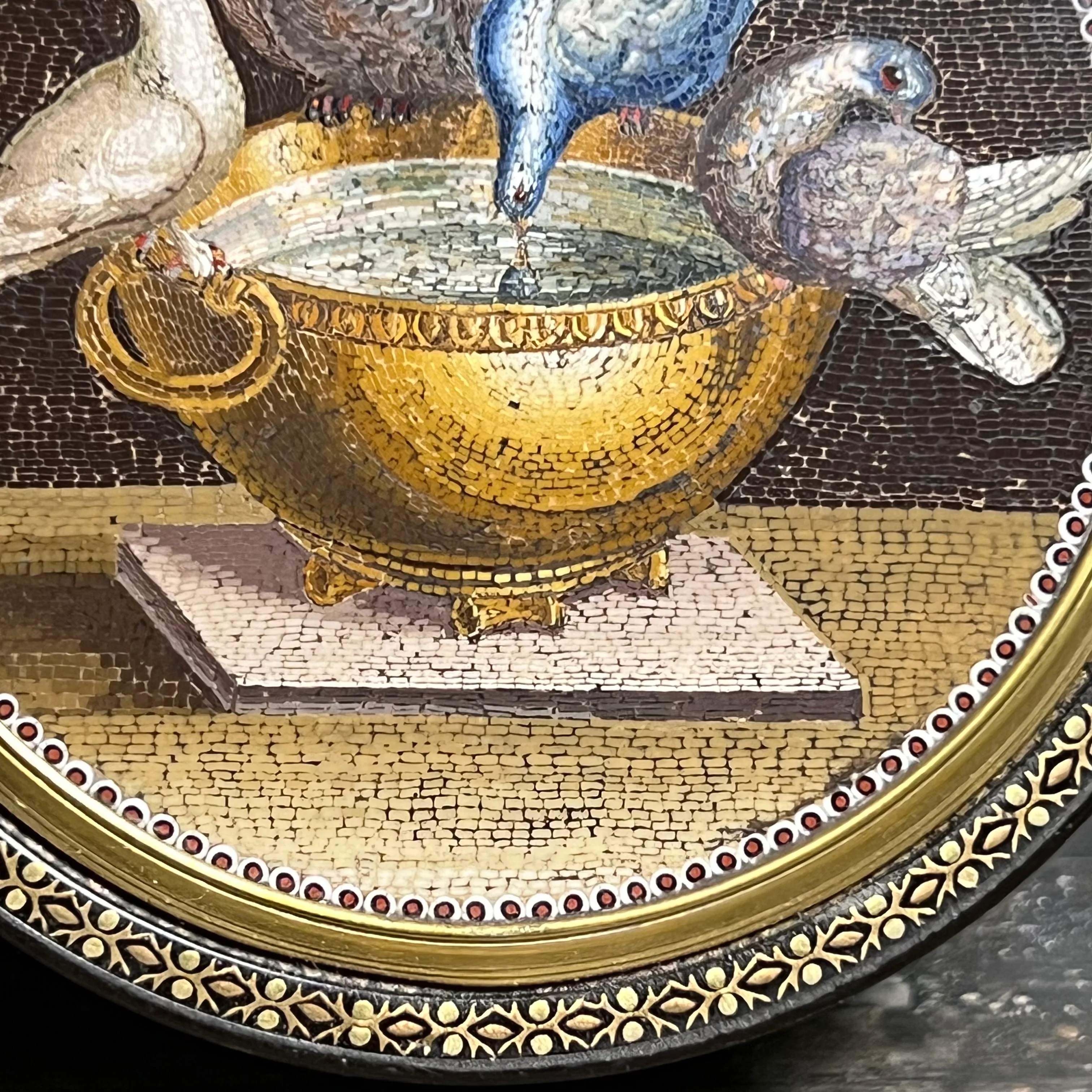 18th-Century Roman Micromosaic Snuff Box – Doves of Pliny, Attributed to Circle of Giacomo Raffaelli c.1780-1800 - Image 16