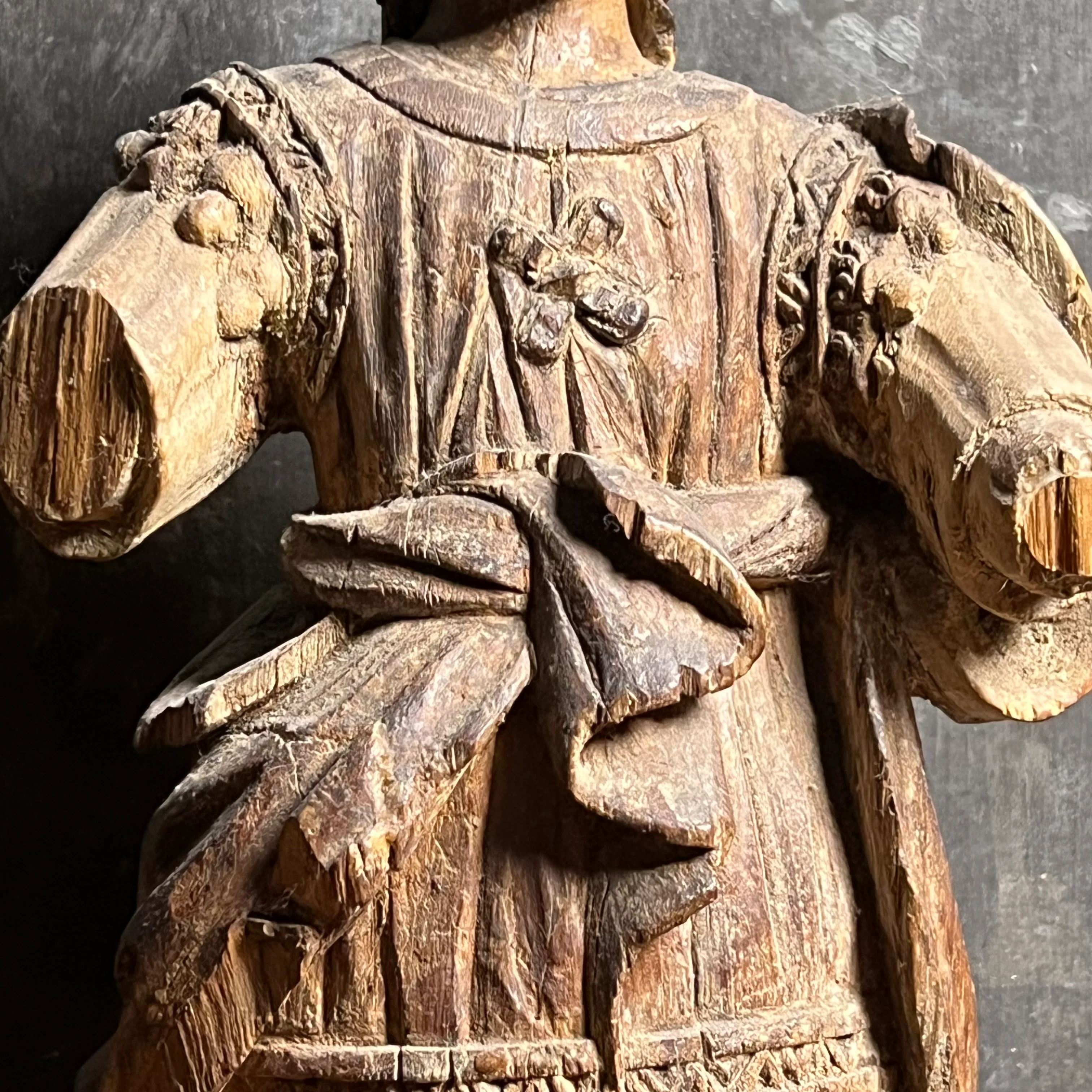 Late Gothic Carved Walnut Figure of a Crowned Female Saint, Southern Europe, 15th–Early 16th Century - Image 3