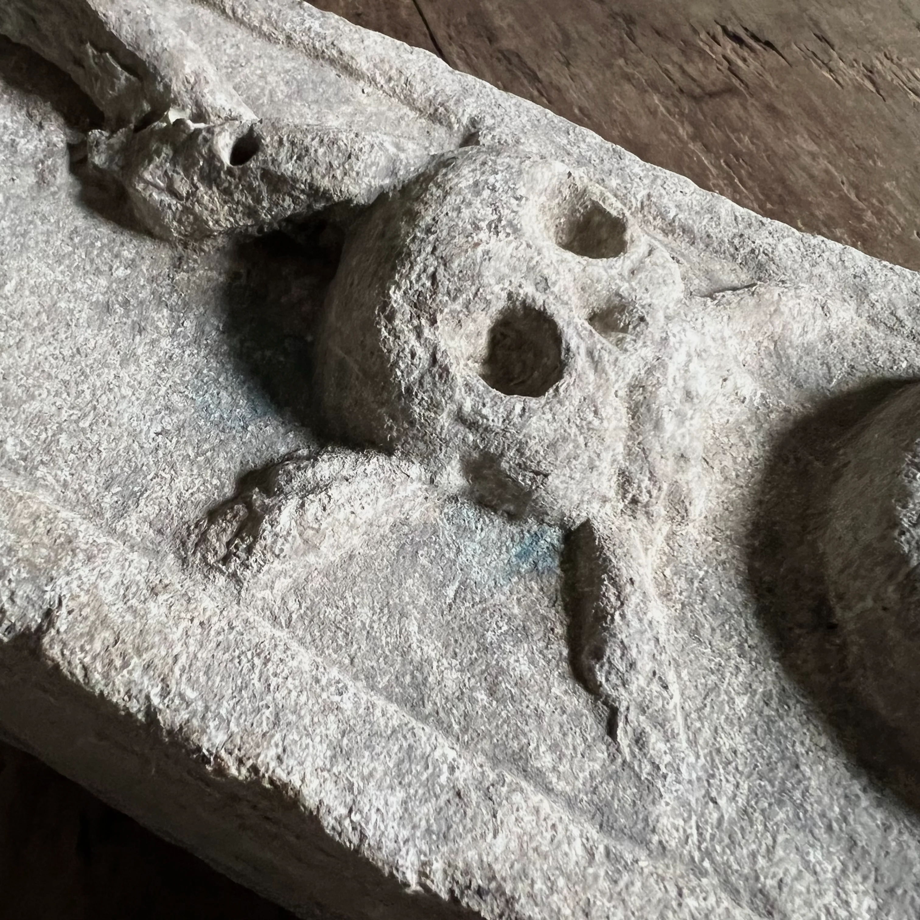 Carved Stone Italian Plague Marker d.1654 - Image 12