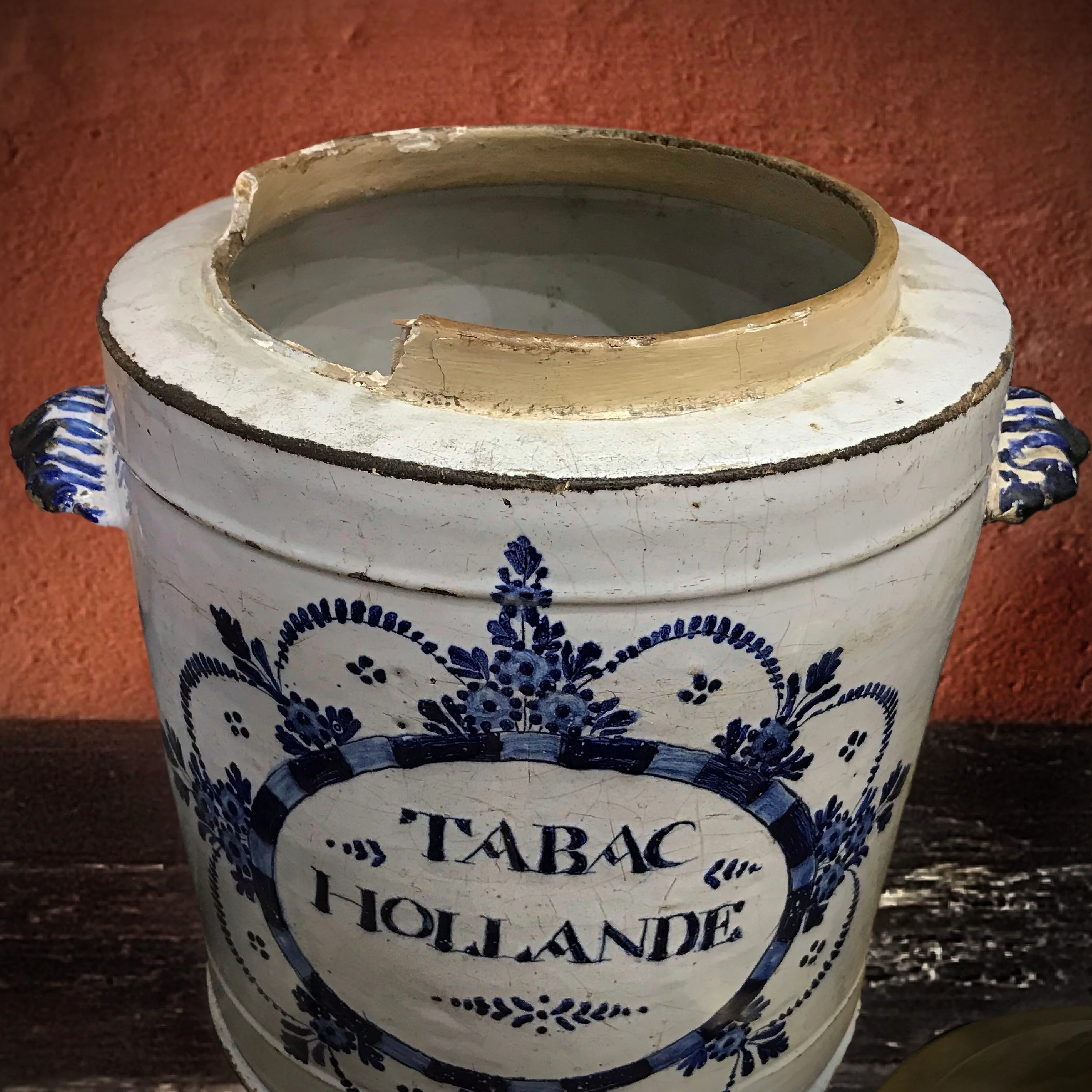 A Dutch Delft “Tabac Hollande” Jar with Original Brass Lid, c.1700 - Image 4