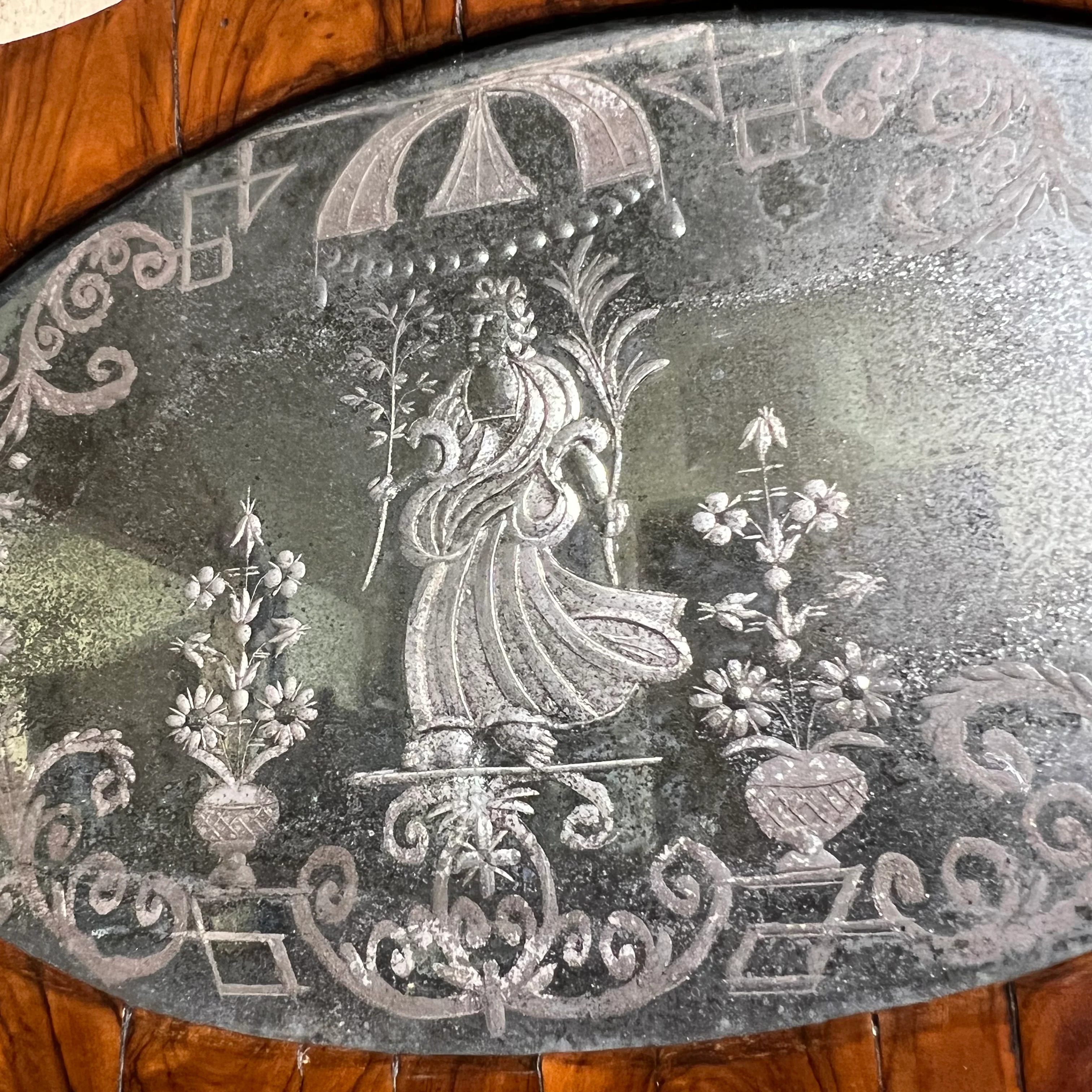 English George II Figured Walnut Mirror with Etched Glass Panel Depicting Daphne c.1740 - Image 4