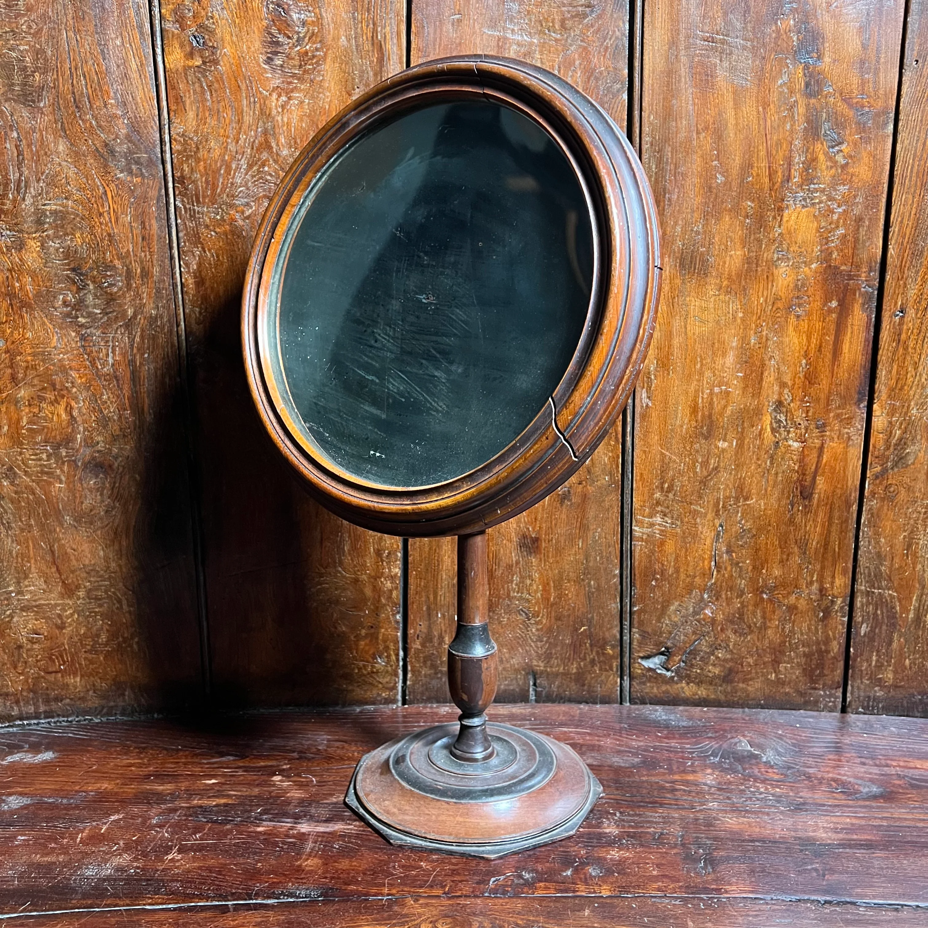 English Victorian Walnut Shaving Mirror with Octagonal Base, c.1850–1865 - Image 7