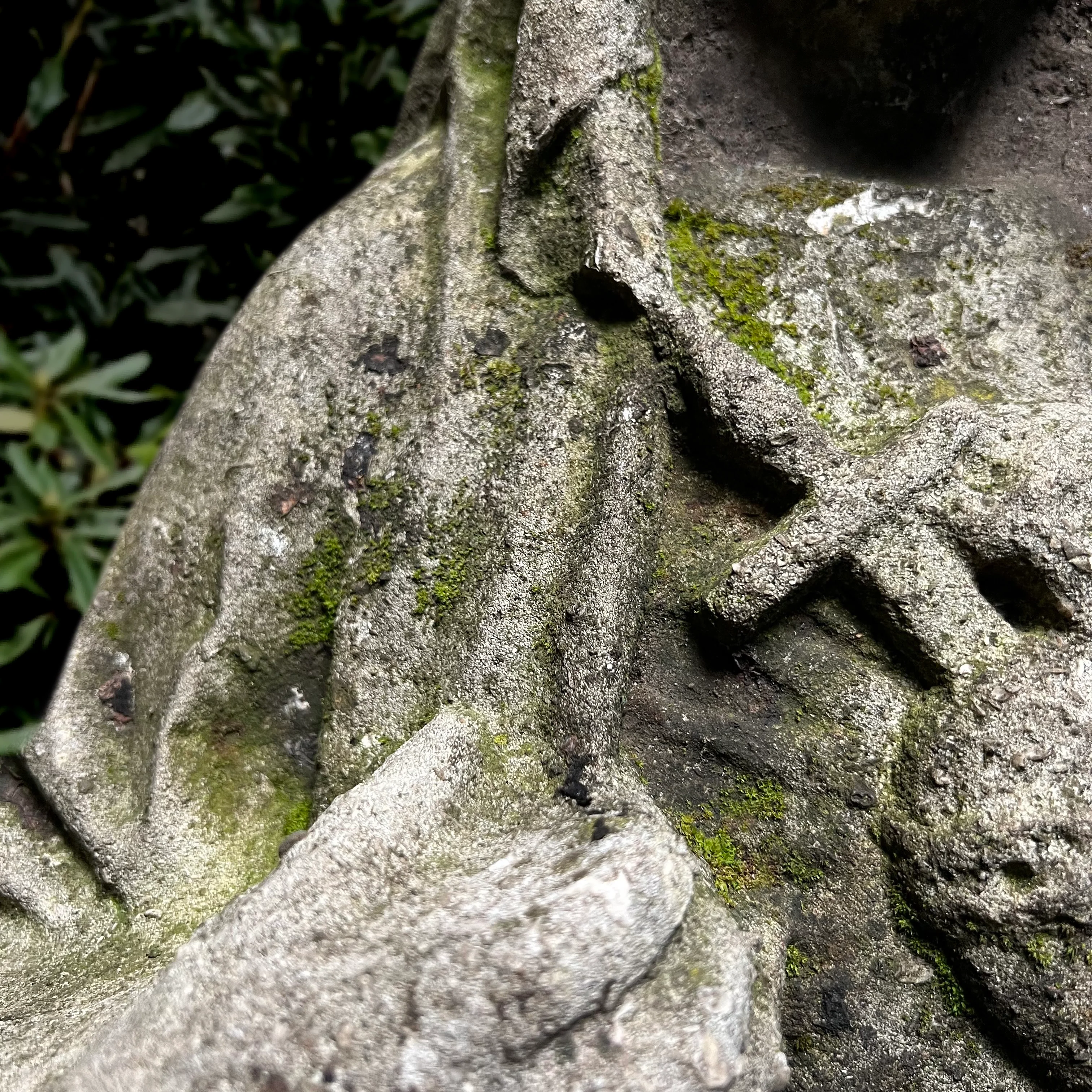 French Limestone Statue of the Madonna c.1780 - Image 19