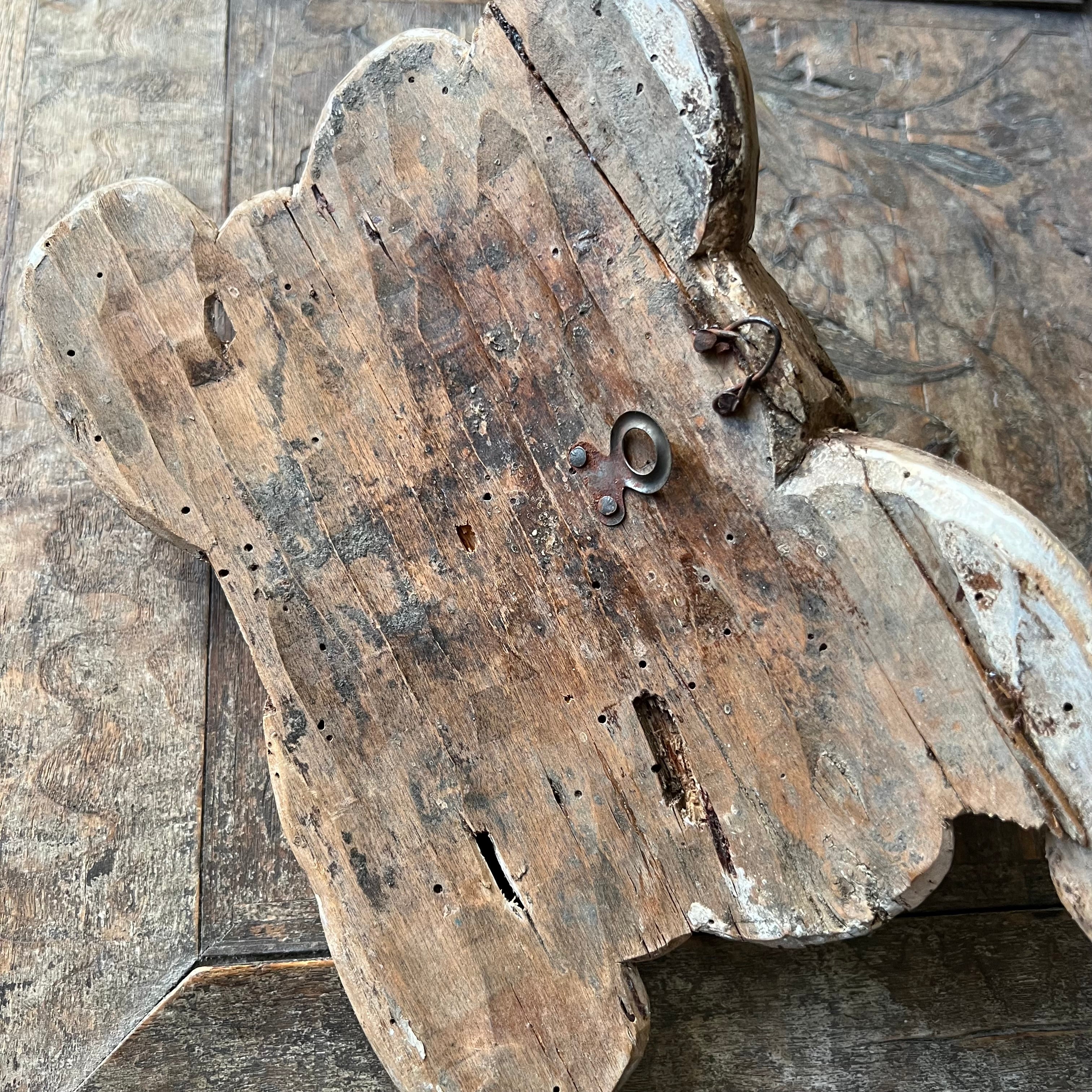 Italian Baroque Carved Limewood Cherub or Angel Carving with Acanthus Scrolls, c.1680–1720 - Image 11