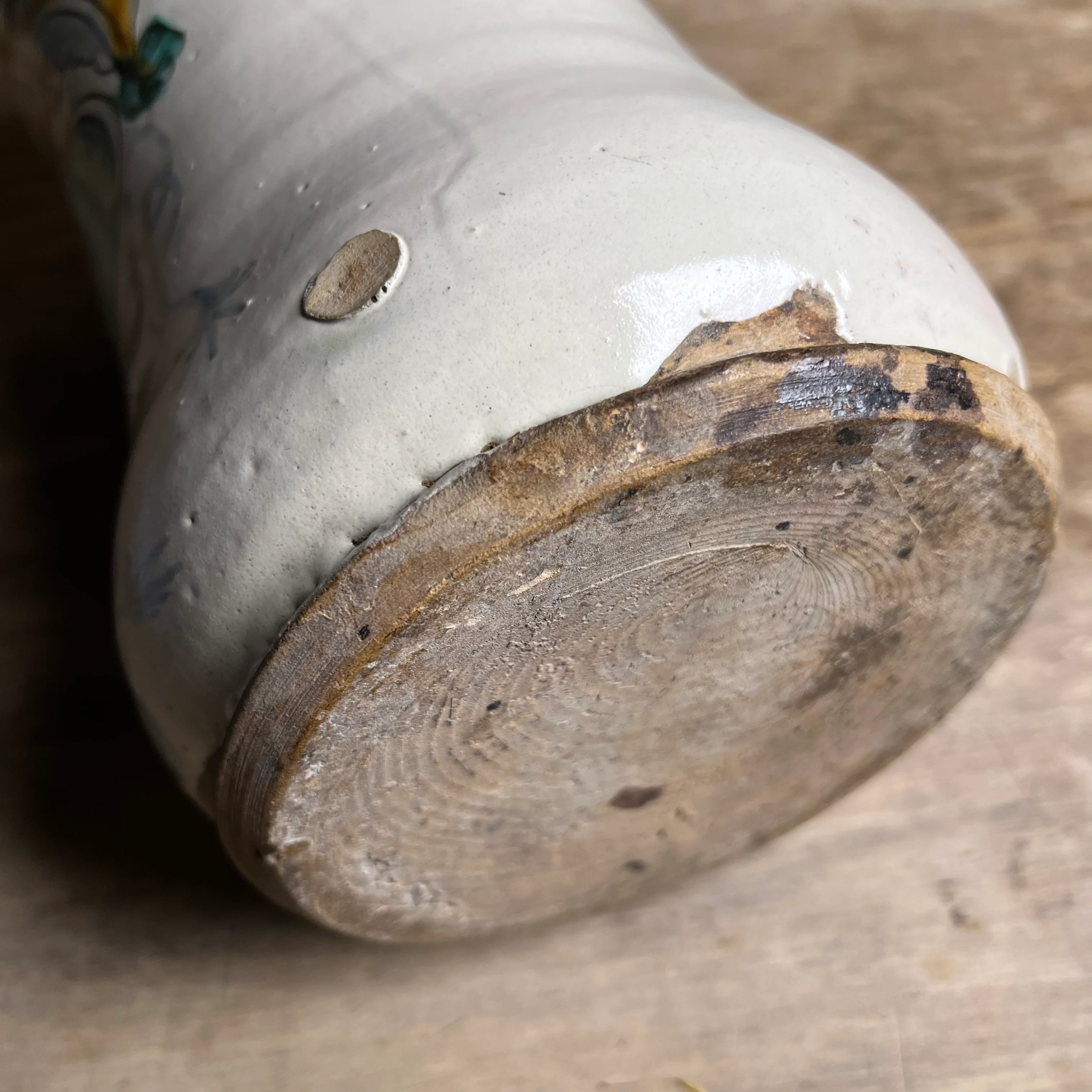 Large Italian Maiolica Albarello, Montelupo (Tuscany), late 17th / early 18th century c. 1690–1720 - Image 13