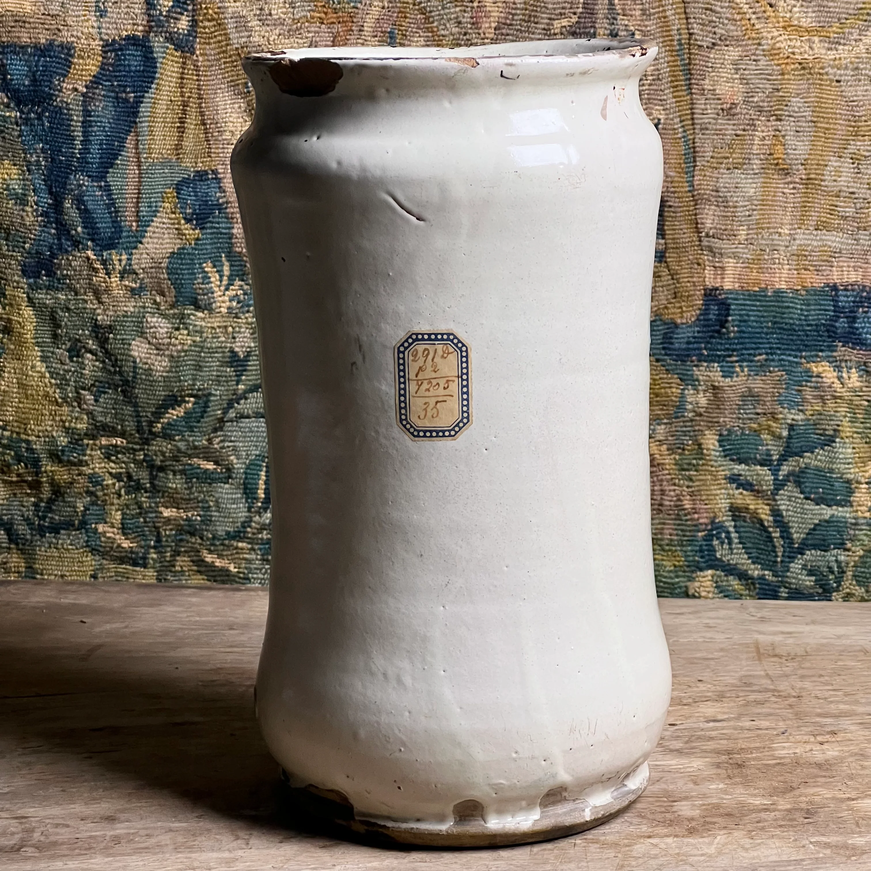 Large Italian Maiolica Albarello, Montelupo (Tuscany), late 17th / early 18th century c. 1690–1720 - Image 8