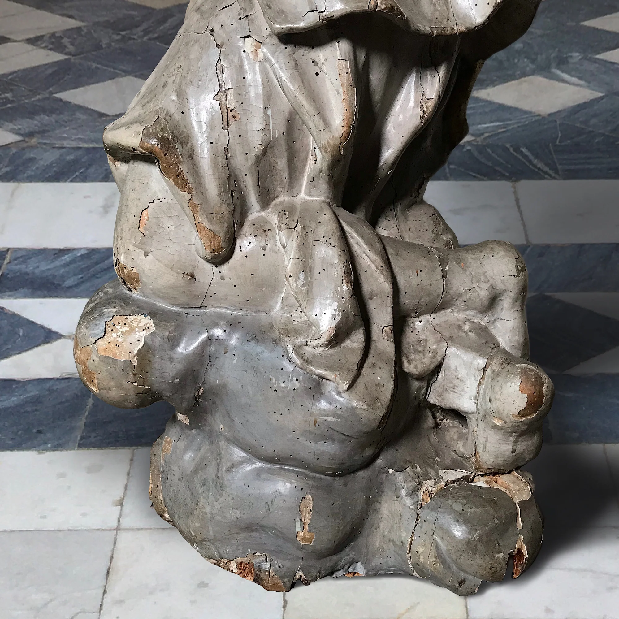 Pair of Exceptional Venetian Polychrome Angels Late 17th Century - Image 10