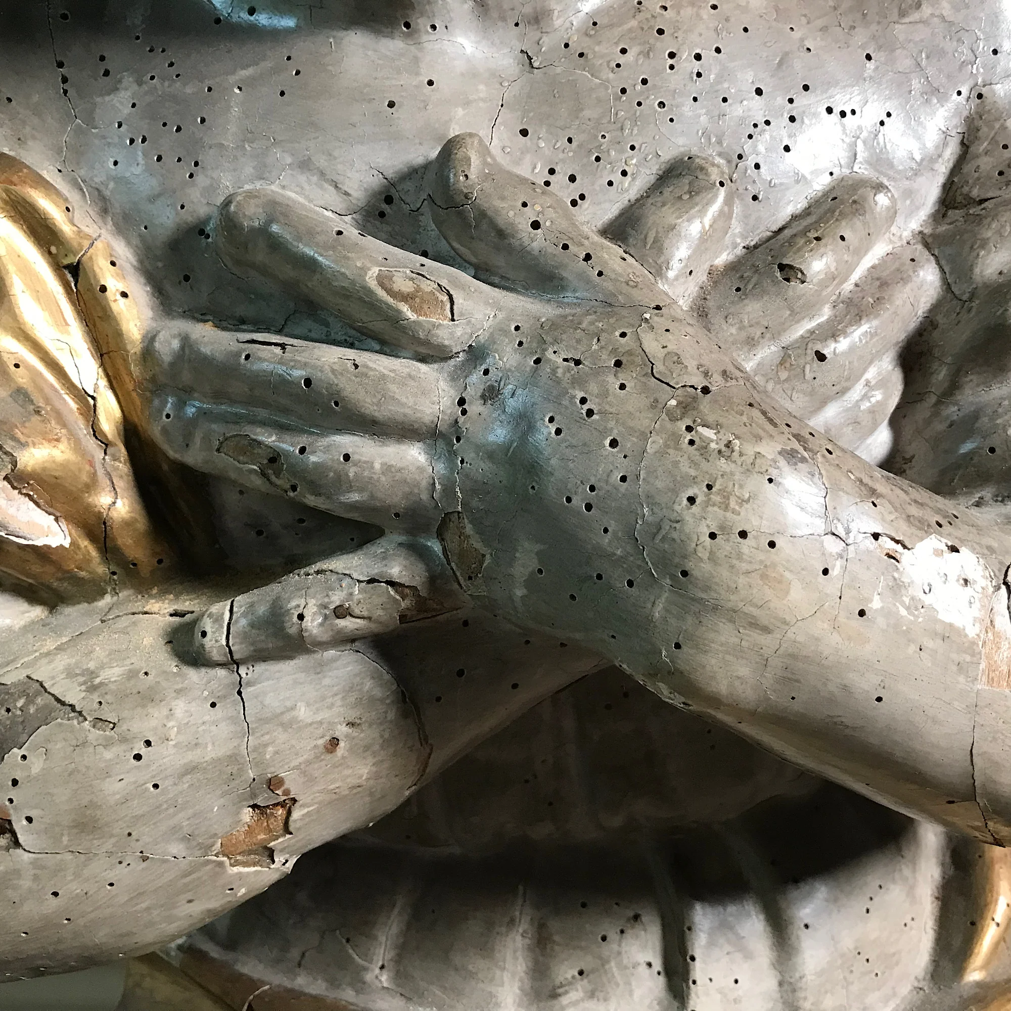 Pair of Exceptional Venetian Polychrome Angels Late 17th Century - Image 13