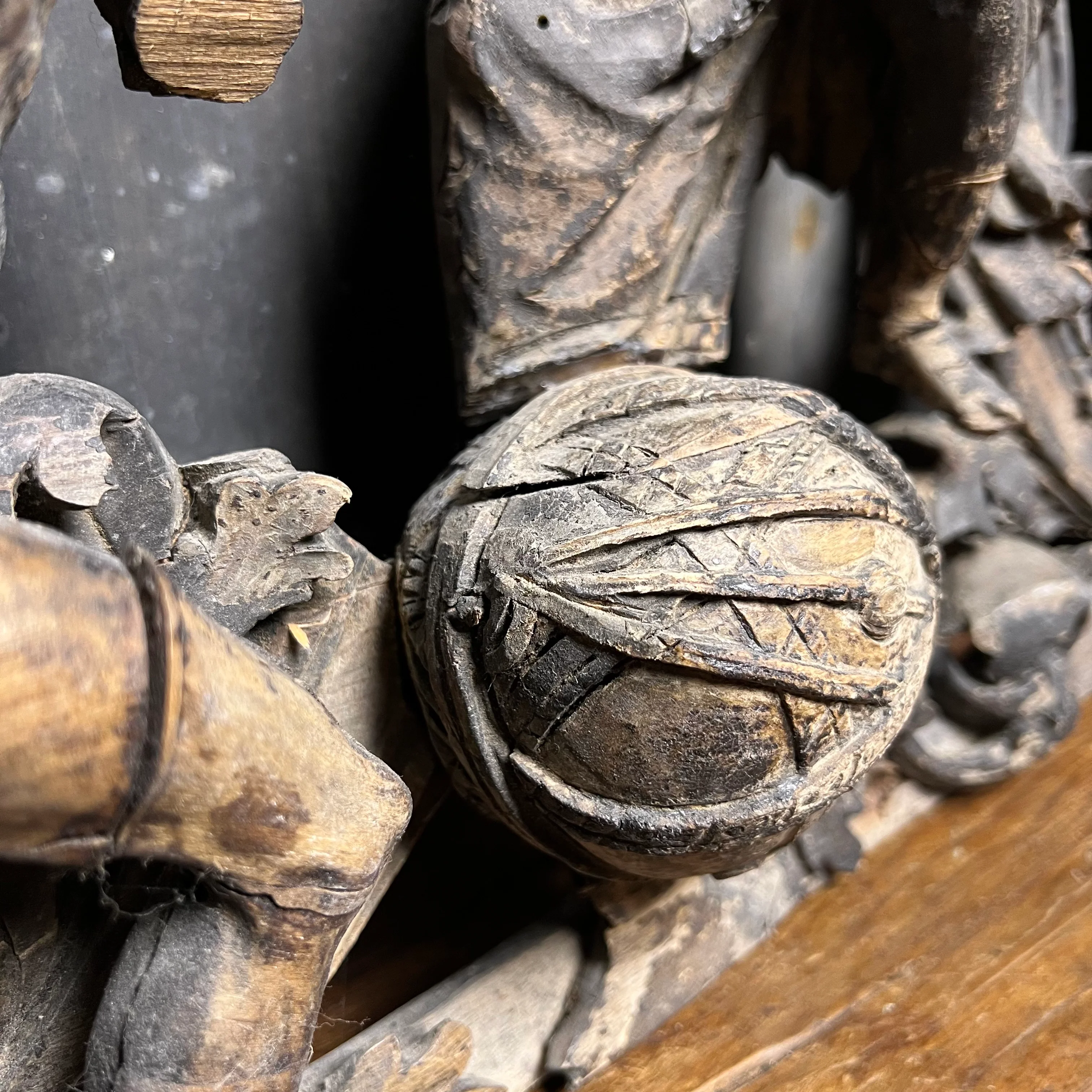 Baroque Limewood Relief with Angel, Lamb and Allegorical Figures, c.1650–1720 - Image 20