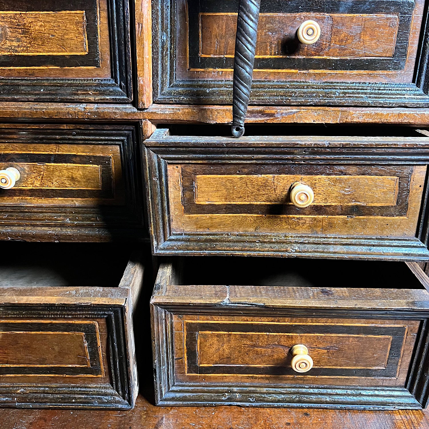 Renaissance Walnut Geometrically Inlaid Vargueno/Bargueno c.1530-1550. - Image 23