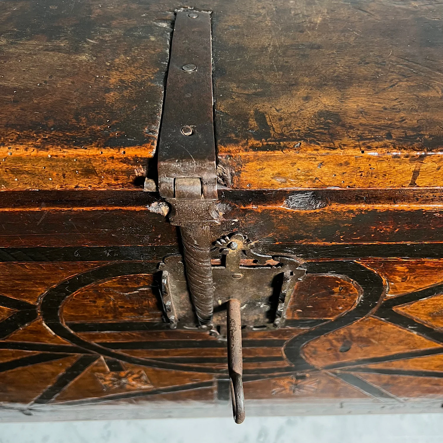 Renaissance Walnut Geometrically Inlaid Vargueno/Bargueno c.1530-1550. - Image 8