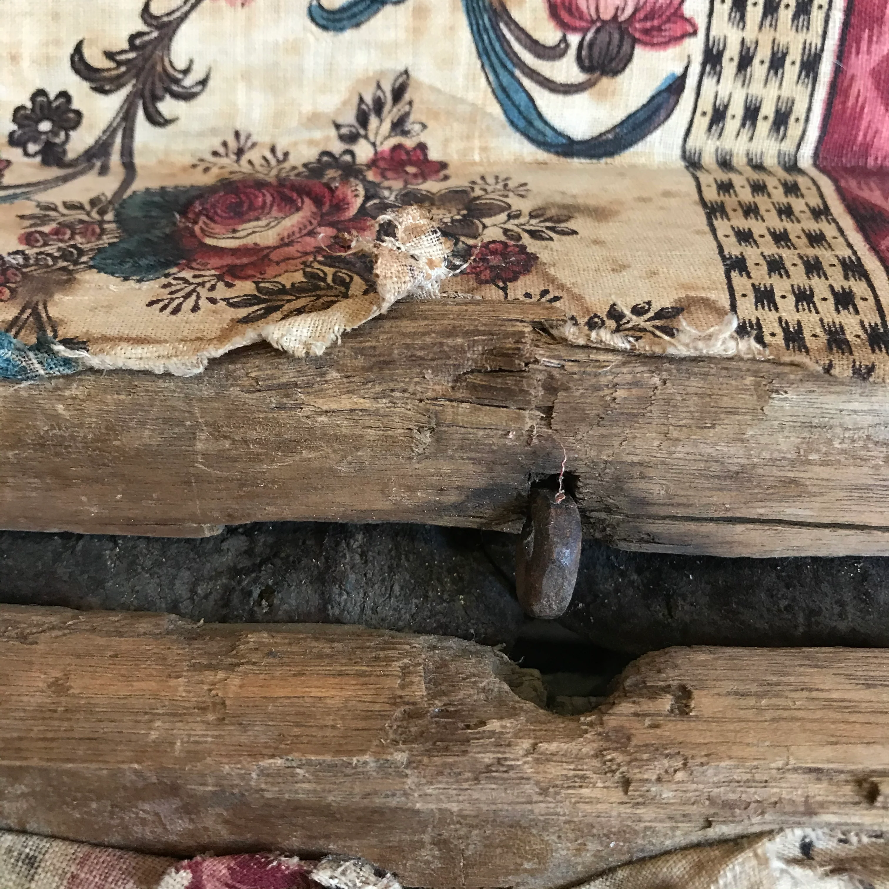 Spanish Colonial Chest c.1600-1650 - Image 11