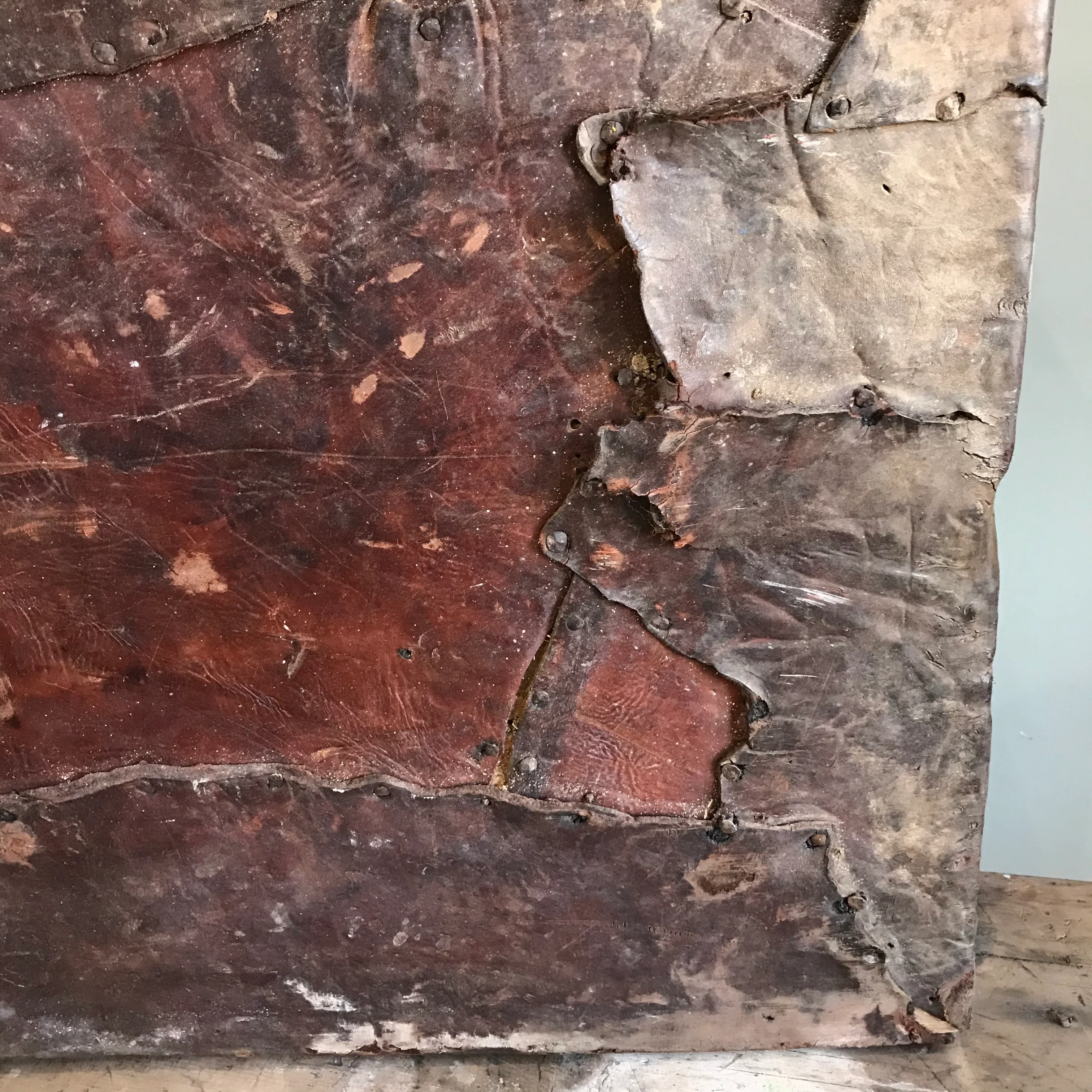 Spanish Colonial Chest c.1600-1650 - Image 5