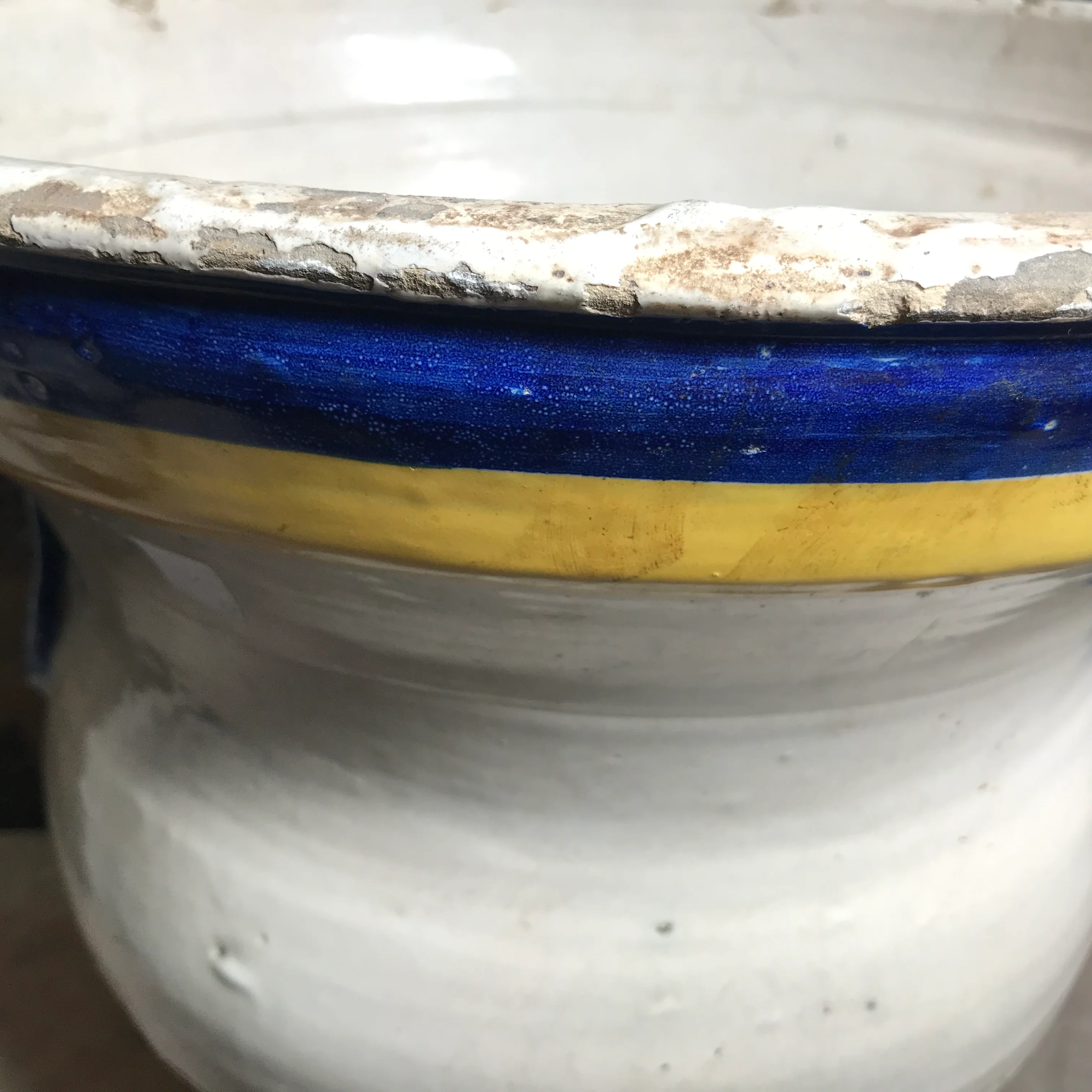 Three 19th Century Faience Spanish Campana Vases from the Real Alcázar de Sevilla (Royal Alcázar Palace of Seville) - Image 16